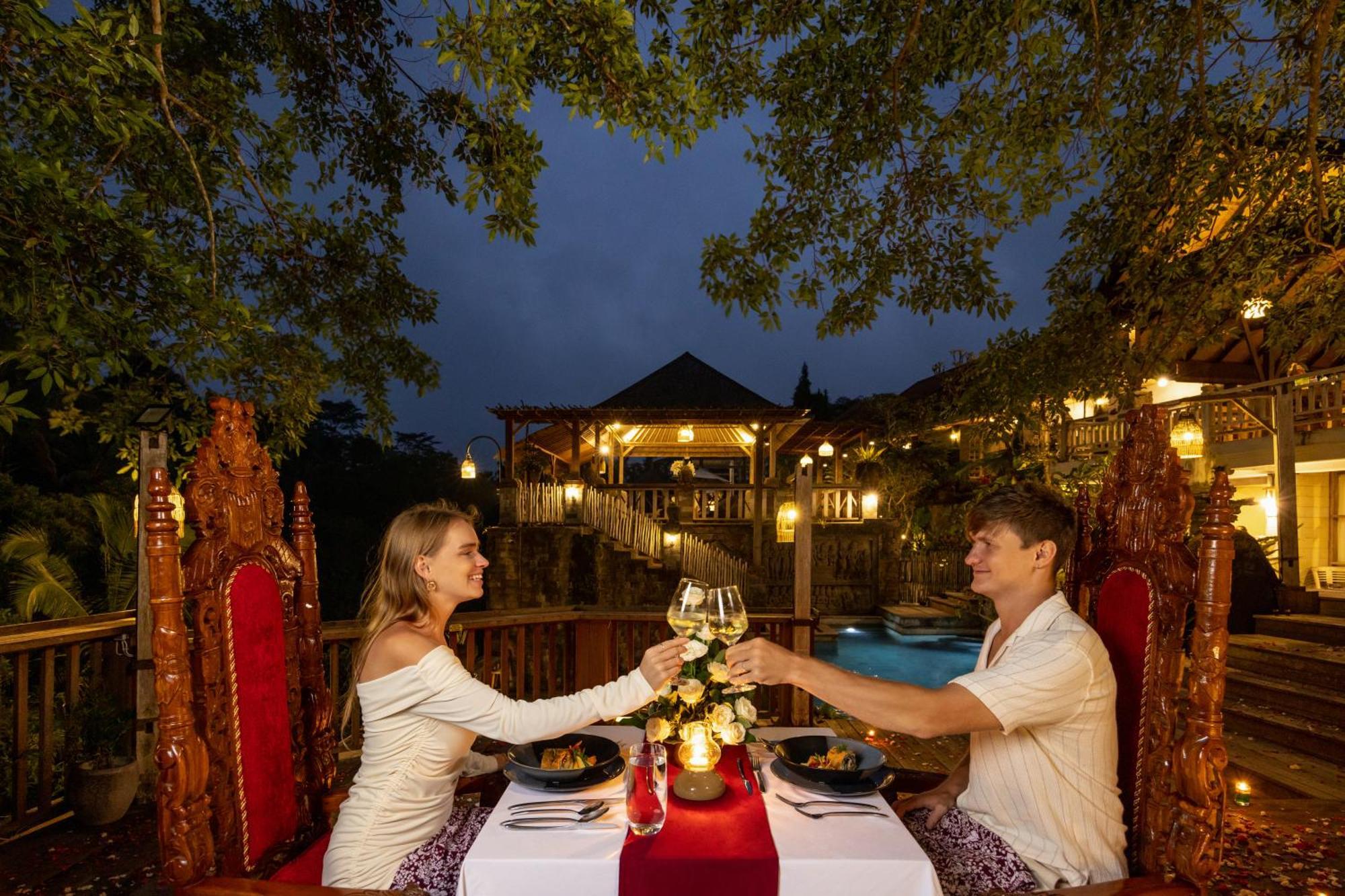 Kawi Resort A Pramana Experience Теґалаланґ Екстер'єр фото