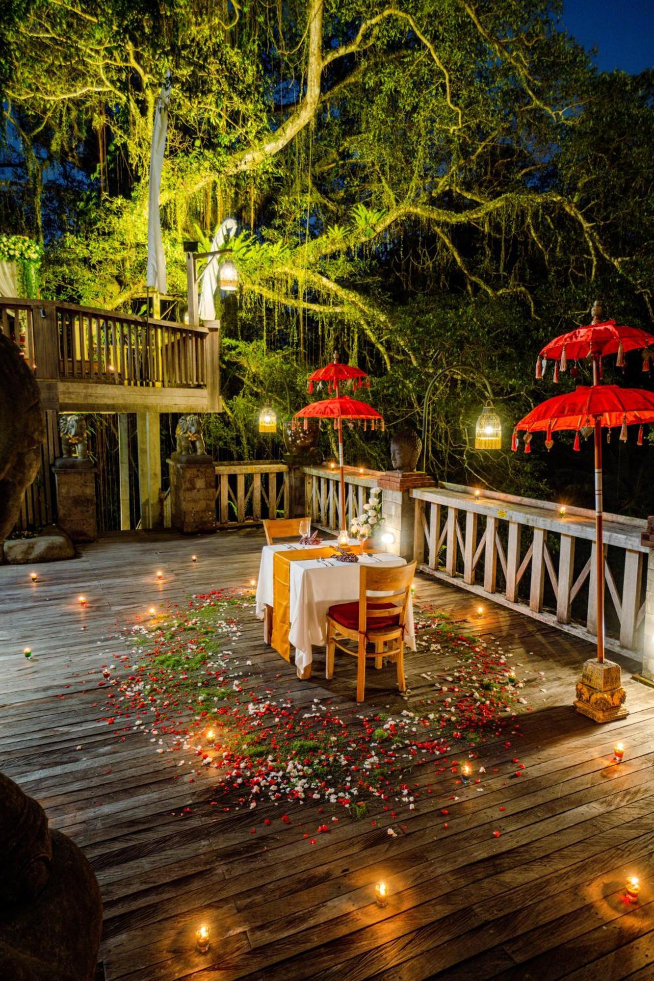 Kawi Resort A Pramana Experience Теґалаланґ Екстер'єр фото